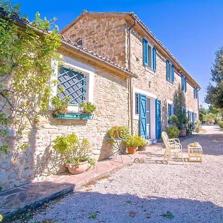 Βίλα Azzurra Τόντι